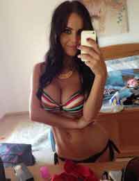 romantic girl looking for men in Big Sandy, Tennessee